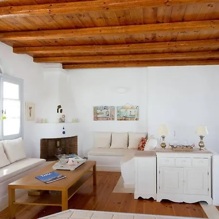 Filippos Agios Sostis Beachtinos Vila