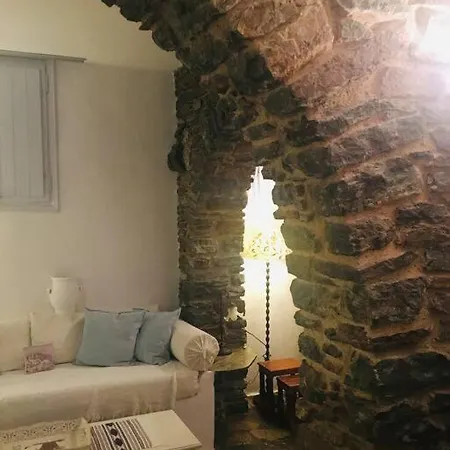 Vila Filippos Agios Sostis Beachtinos *