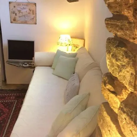 Filippos Agios Sostis Beachtinos Vila
